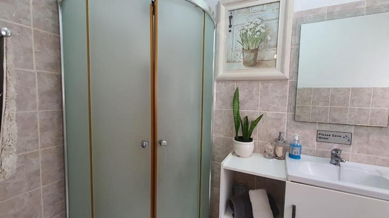 To Let 4 Bedroom Property for Rent in Dana Bay Western Cape